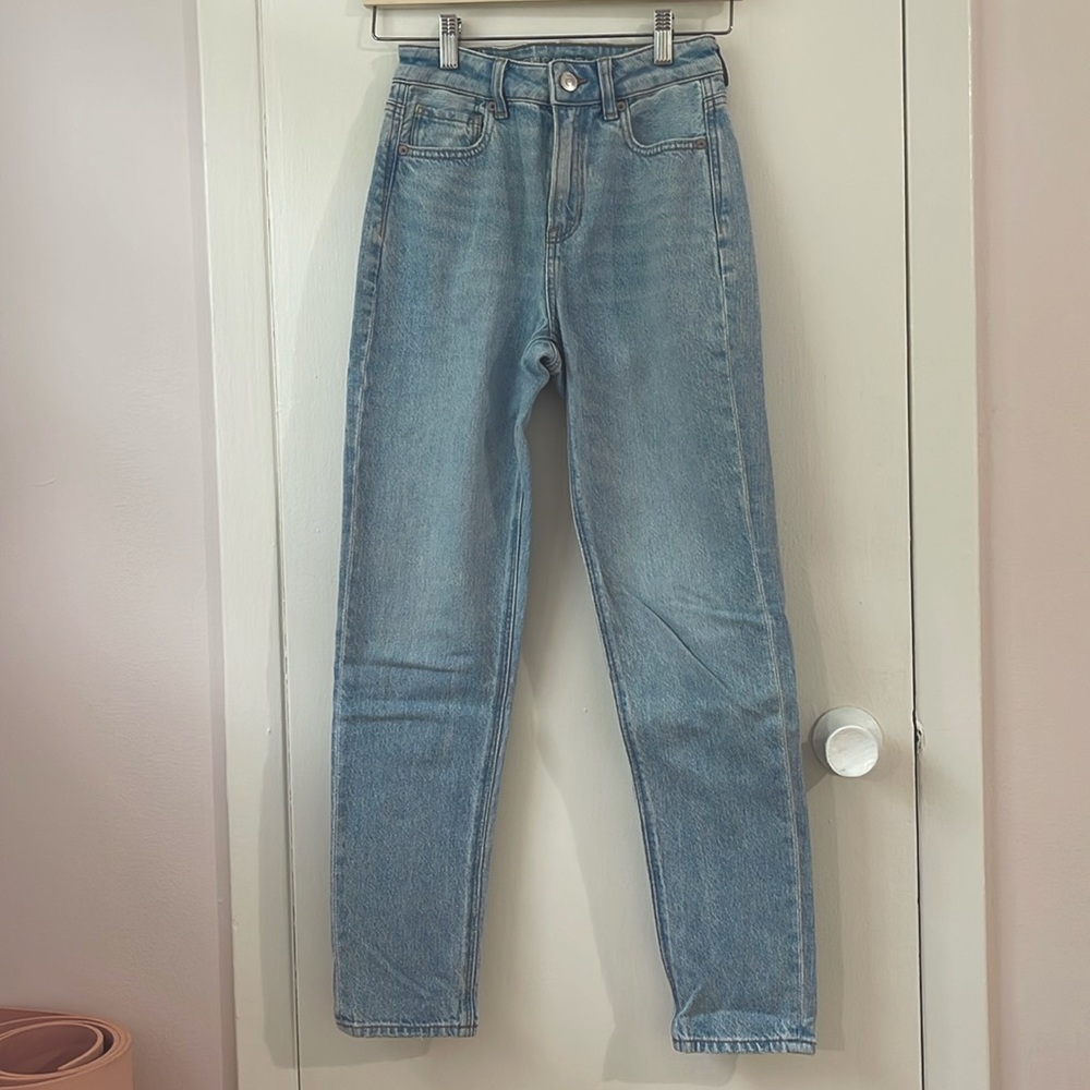 american eagle mom jeans!!!